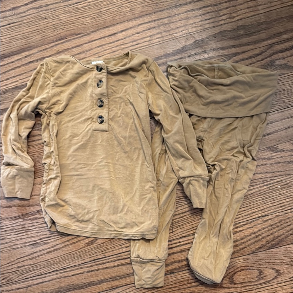 Lou Lou and Company top and bottom set